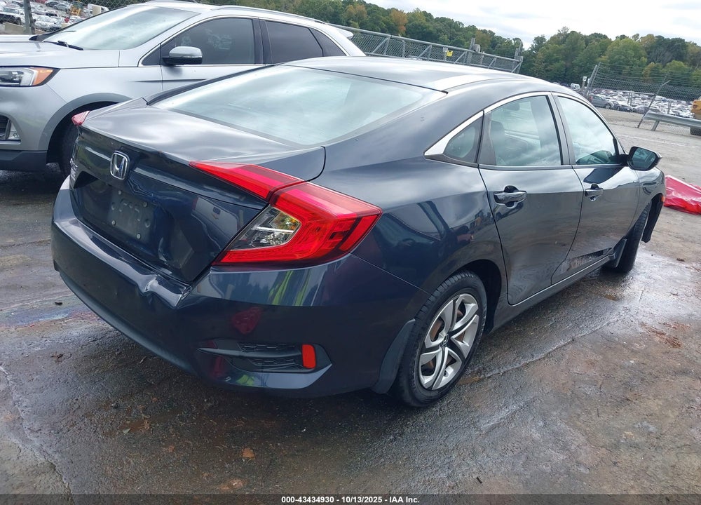 2018 HONDA CIVIC VIN: 2HGFC2F57JH579356