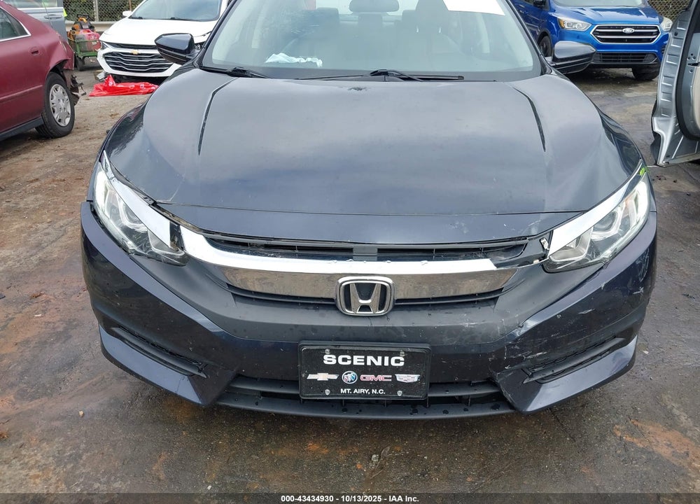 2018 HONDA CIVIC VIN: 2HGFC2F57JH579356
