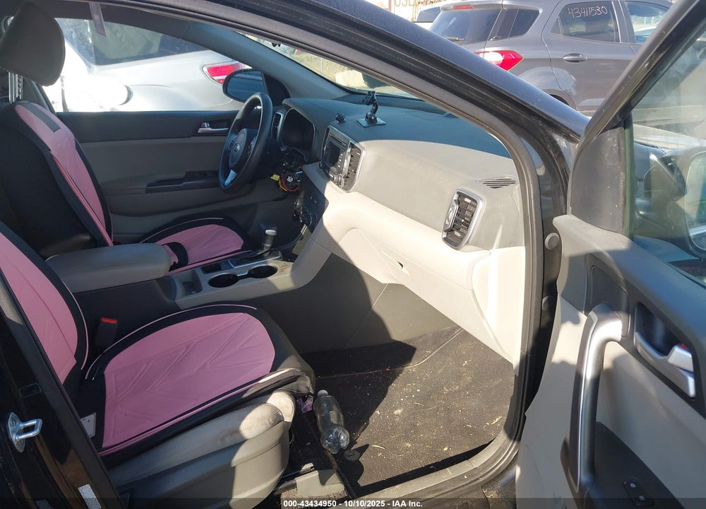 2019 KIA SPORTAGE LX VIN: KNDPM3AC2K7570315