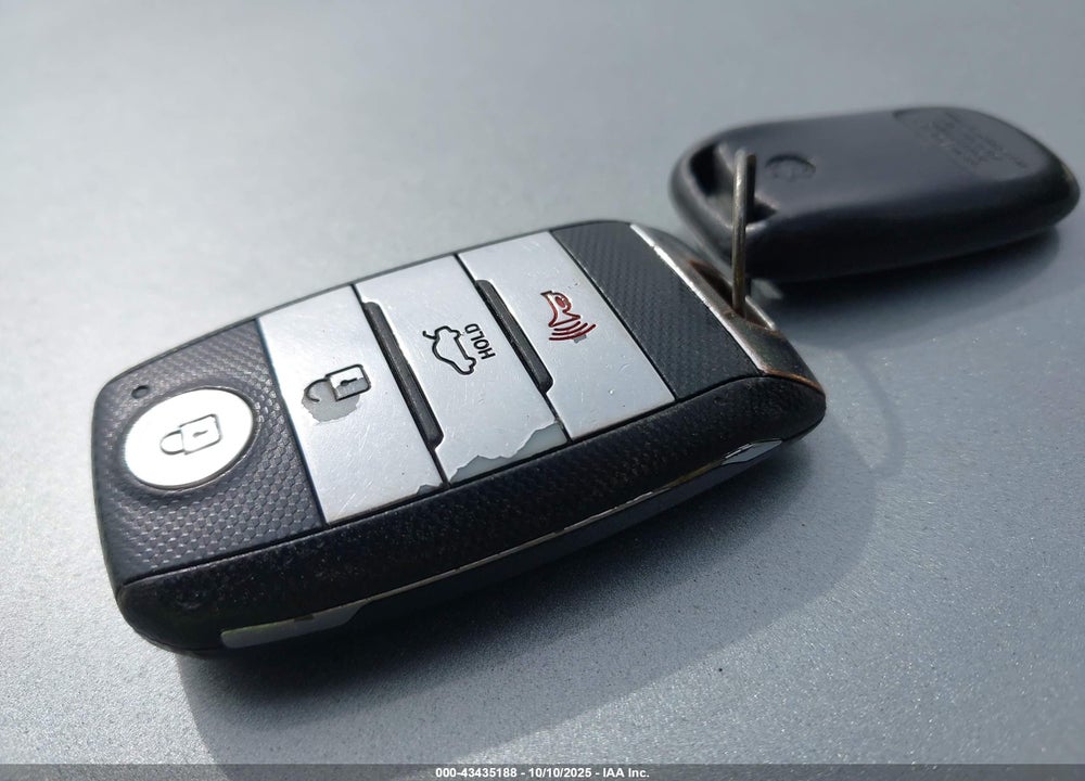 2014 KIA OPTIMA HYBRID LX VIN: KNAGM4AD7E5069383