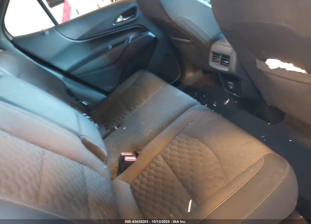 2019 CHEVROLET EQUINOX VIN: 3GNAXJEV7KS613021