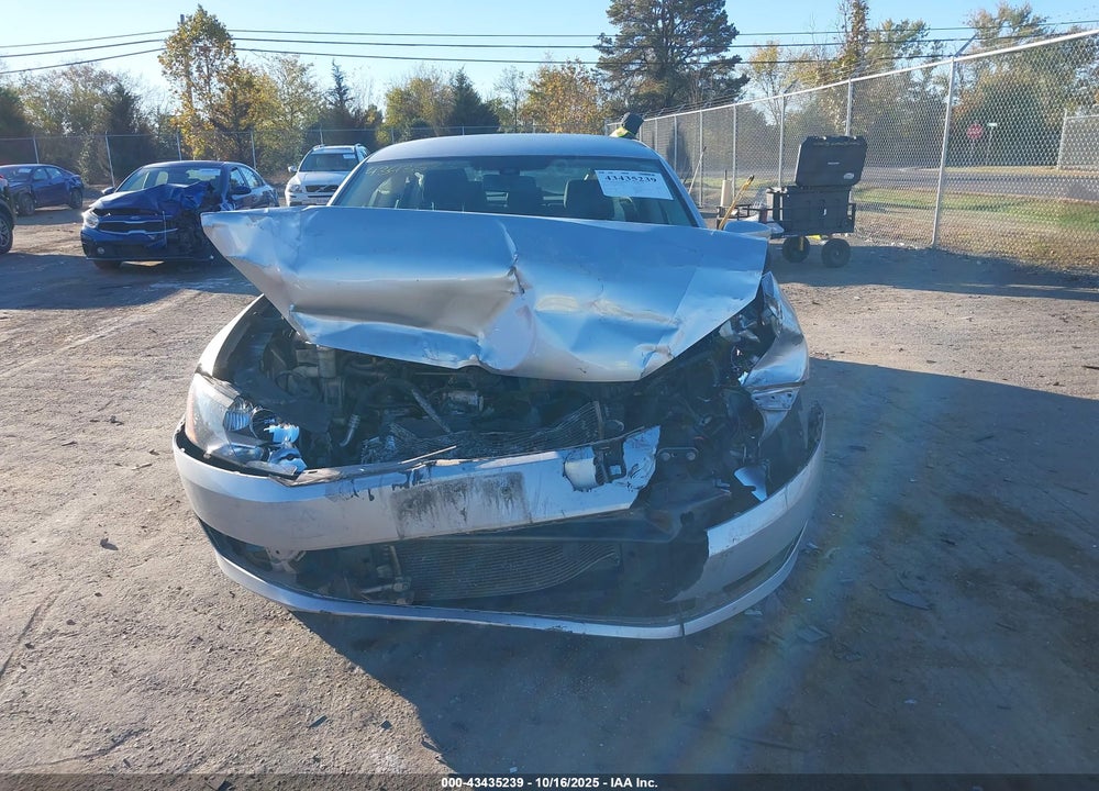 2015 VOLKSWAGEN PASSAT VIN: 1VWAT7A3XFC071692