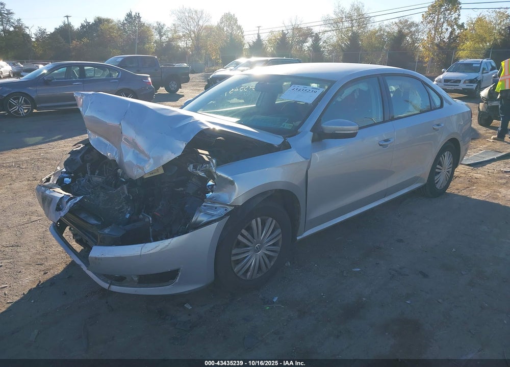 2015 VOLKSWAGEN PASSAT VIN: 1VWAT7A3XFC071692
