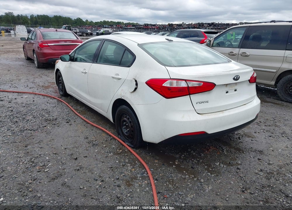 2016 KIA FORTE VIN: KNAFK4A67G5614326