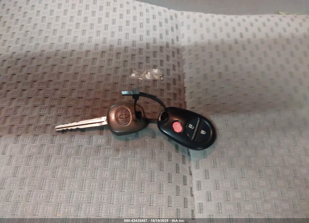 2010 TOYOTA TUNDRA VIN: 5TFUM5F14AX007870
