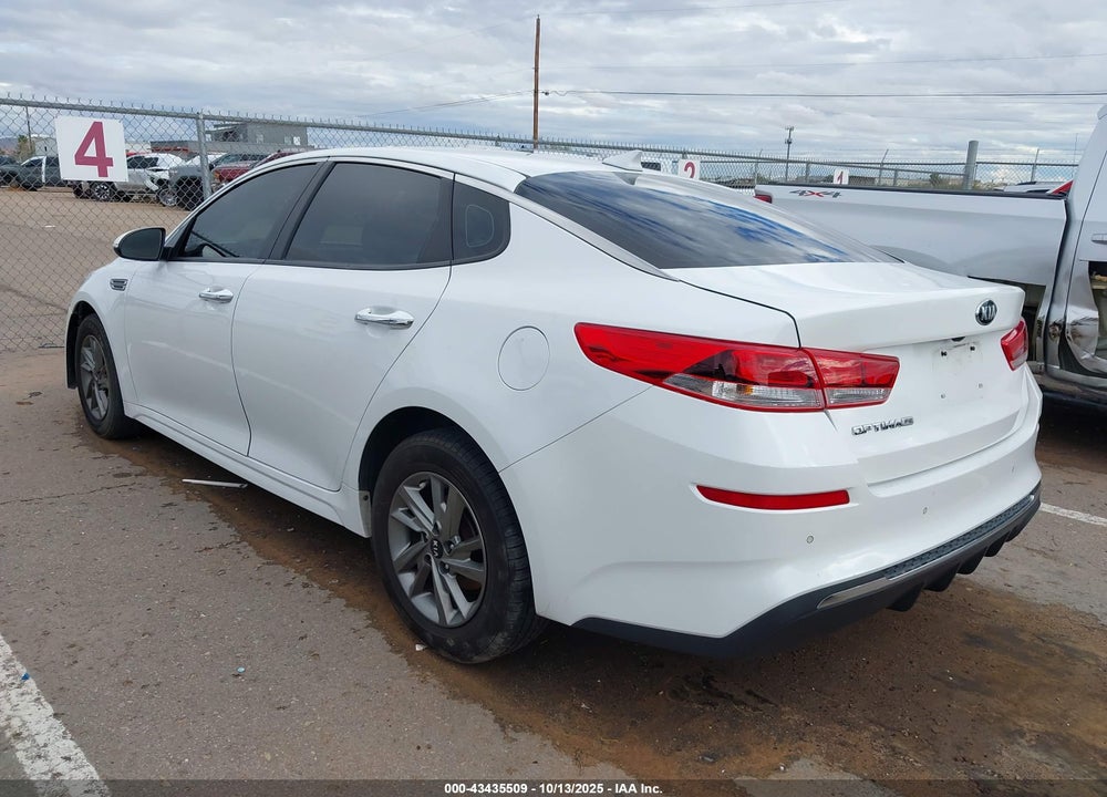 2019 KIA OPTIMA LX VIN: 5XXGT4L36KG323182