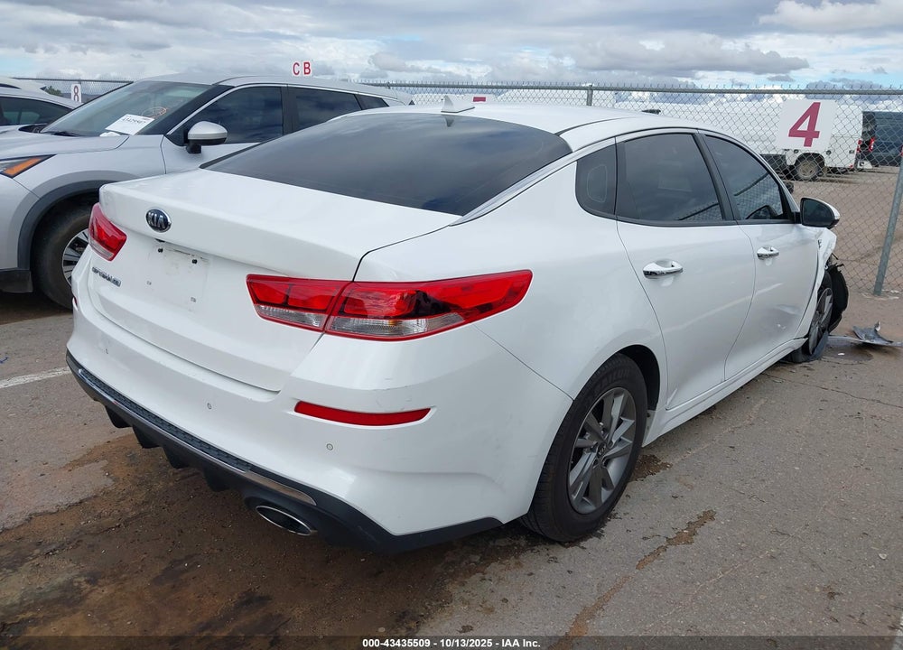2019 KIA OPTIMA LX VIN: 5XXGT4L36KG323182