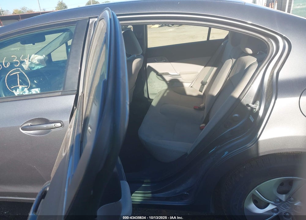 2013 HONDA CIVIC VIN: 19XFB2F55DE048304