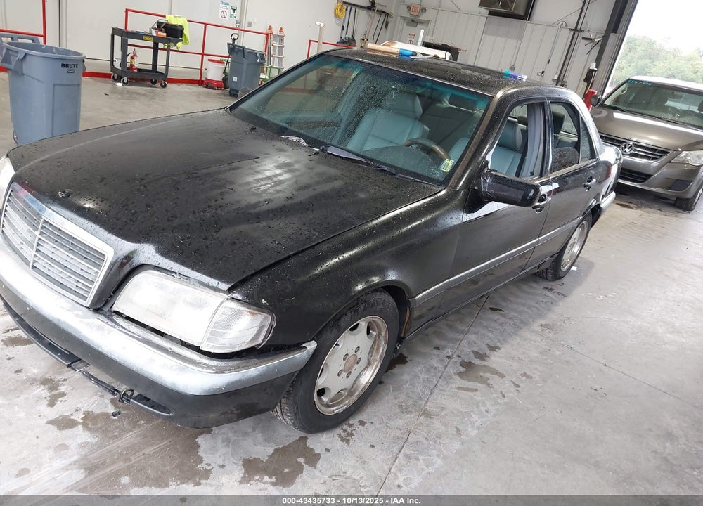 1998 MERCEDES-BENZ C 230 VIN: WDBHA23G1WA556288
