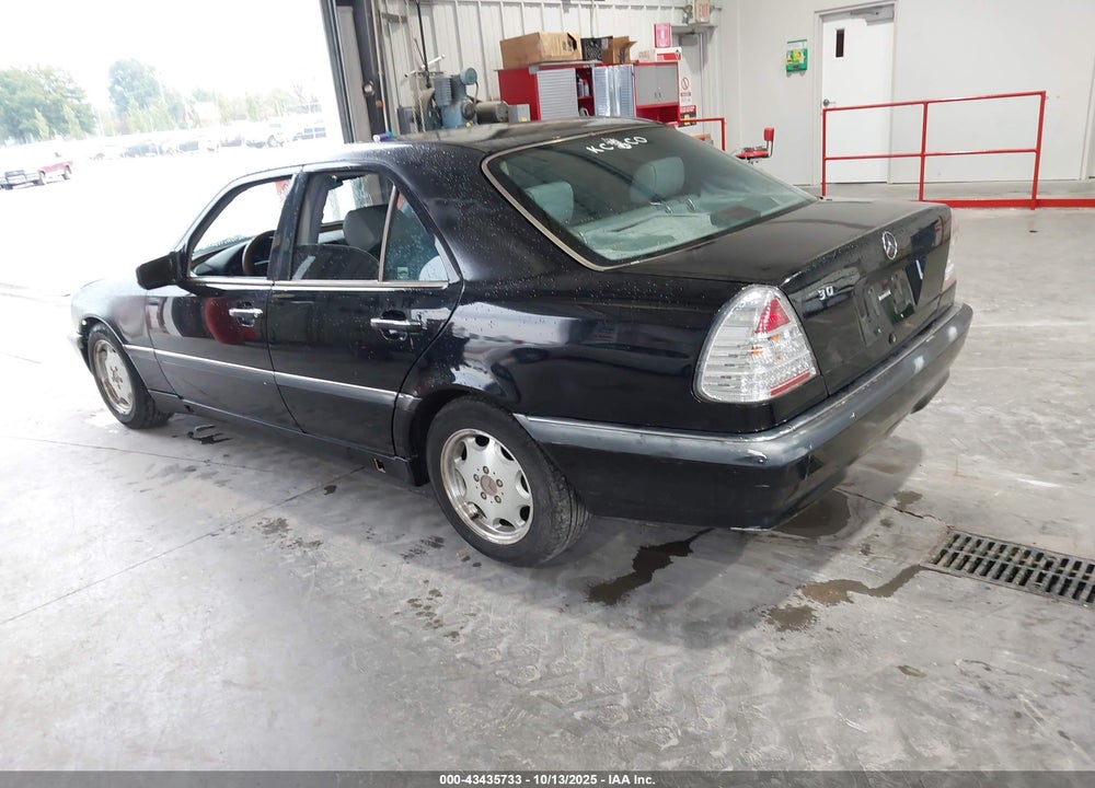 1998 MERCEDES-BENZ C 230 VIN: WDBHA23G1WA556288