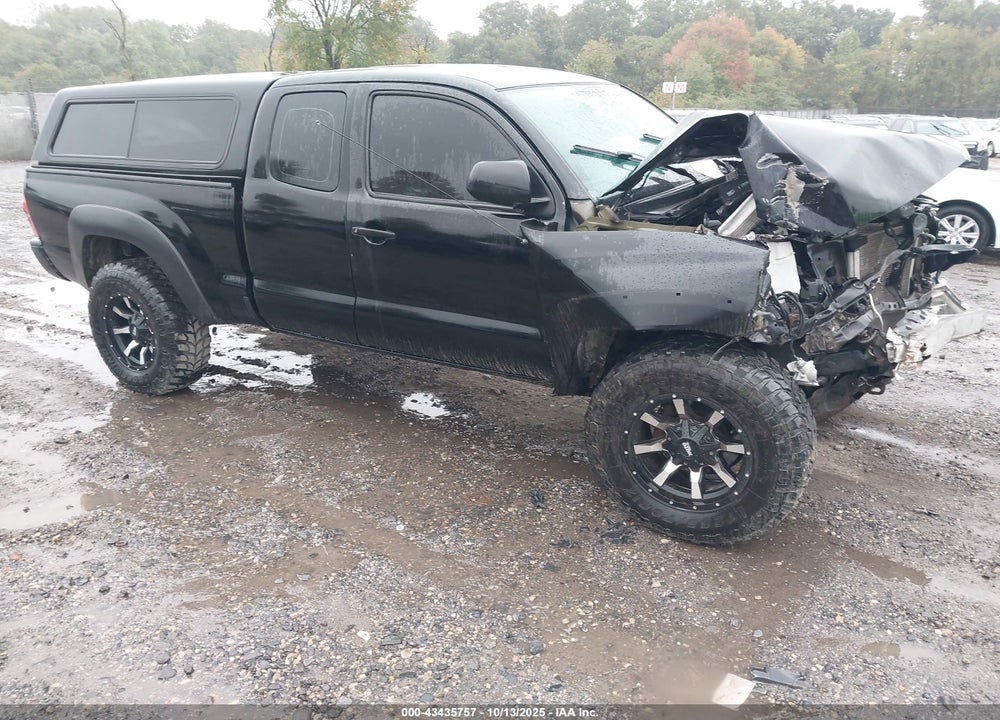 2015 TOYOTA TACOMA VIN: 5TFUX4EN3FX033843