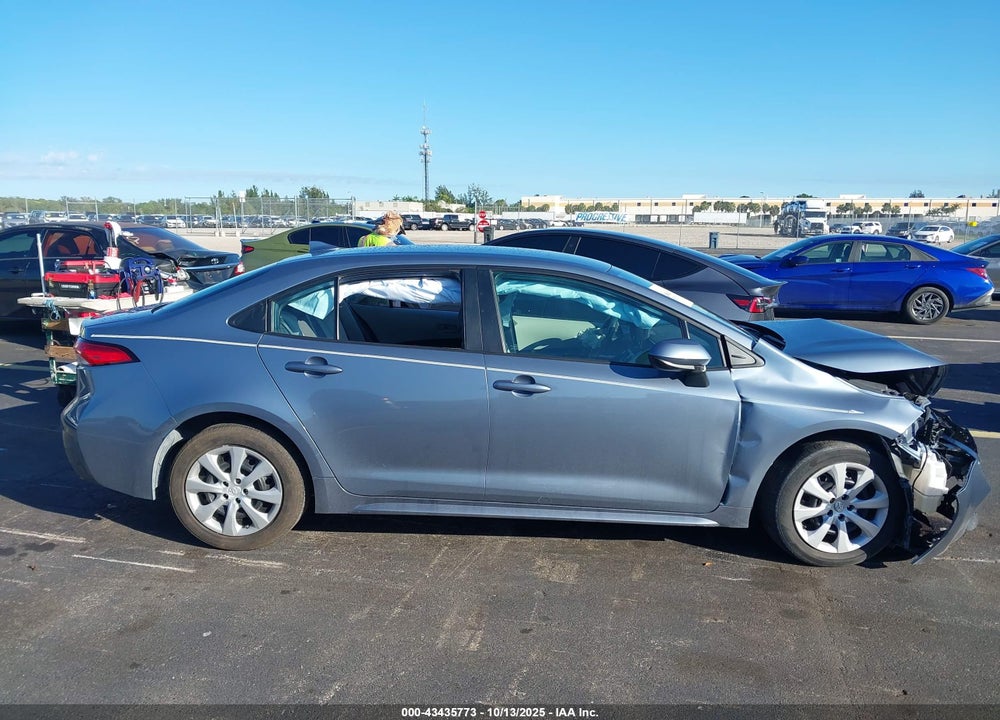 2022 TOYOTA COROLLA LE VIN: 5YFEPMAE3NP367099