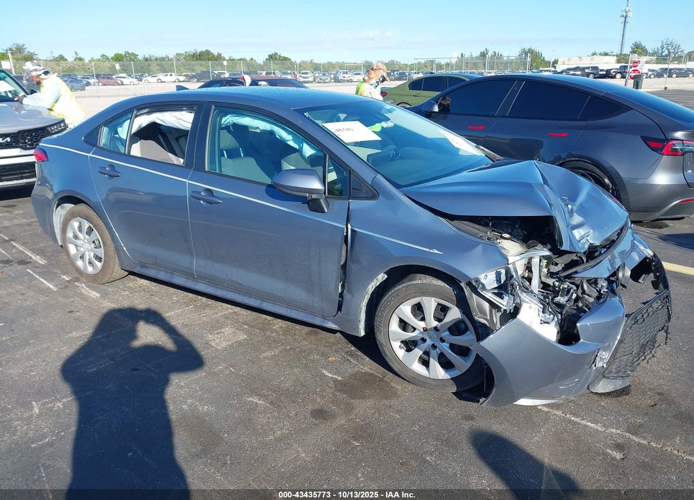 2022 TOYOTA COROLLA LE VIN: 5YFEPMAE3NP367099