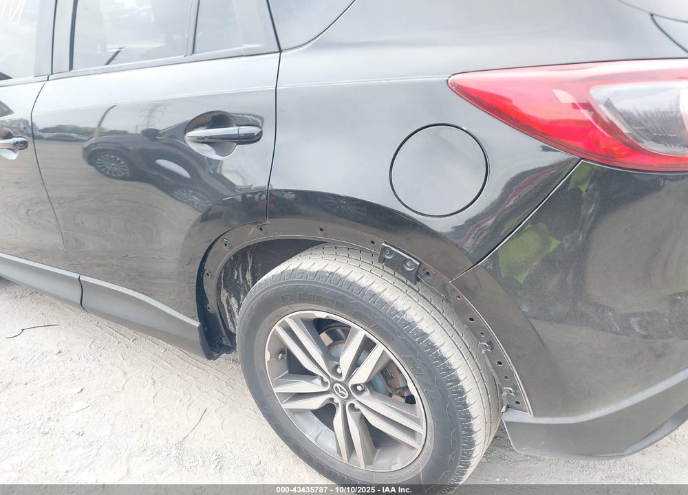 2016 MAZDA CX-5 VIN: JM3KE2DY8G0645826