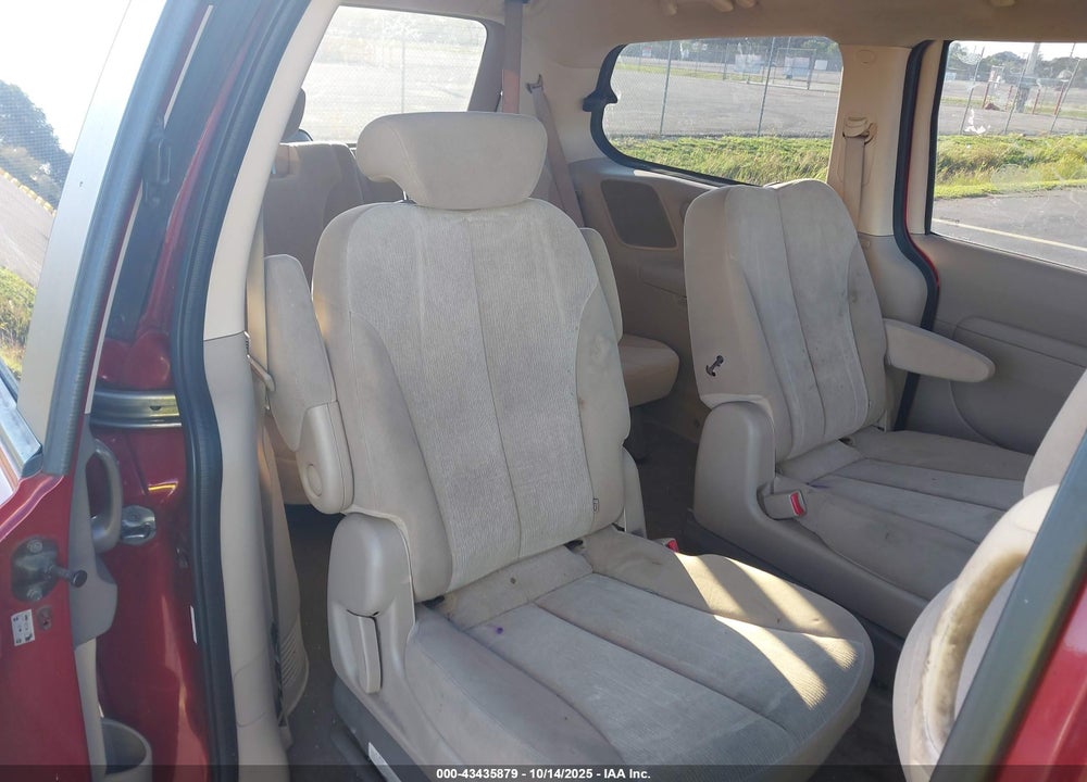 2010 KIA SEDONA LX VIN: KNDMG4C36A6341833