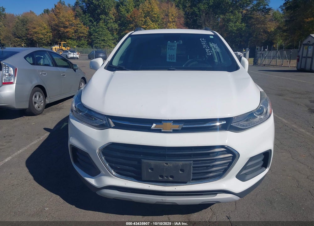 2019 CHEVROLET TRAX VIN: 3GNCJPSB3KL143183