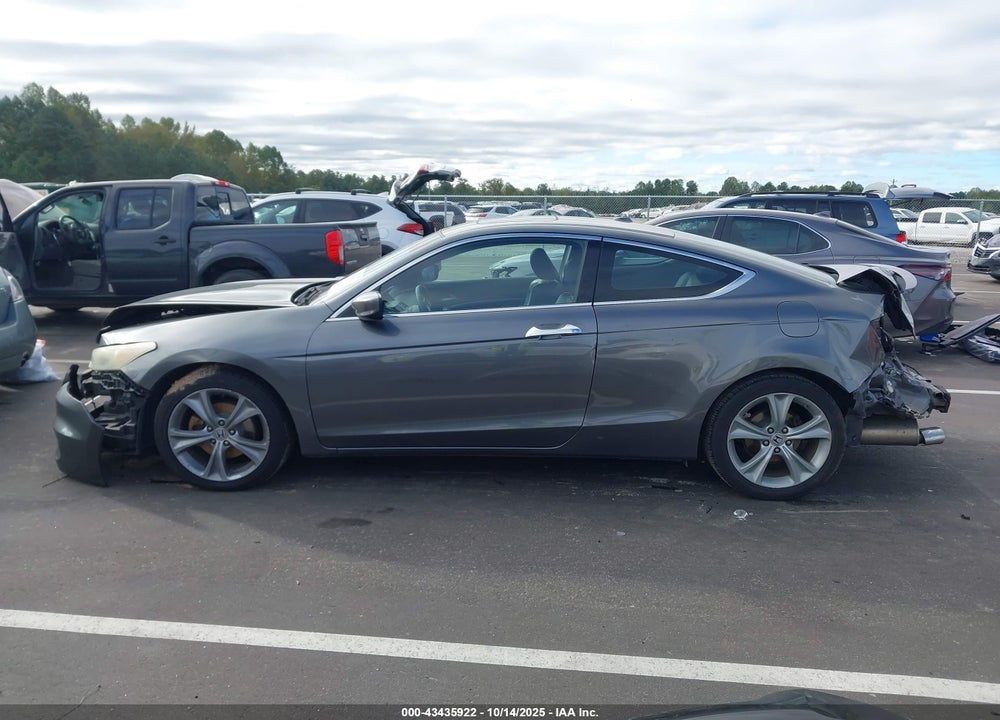 2011 HONDA ACCORD VIN: 1HGCS2B86BA003392