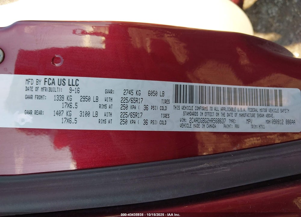 2017 DODGE GRAND CARAVAN VIN: 2C4RDGBG2HR568637