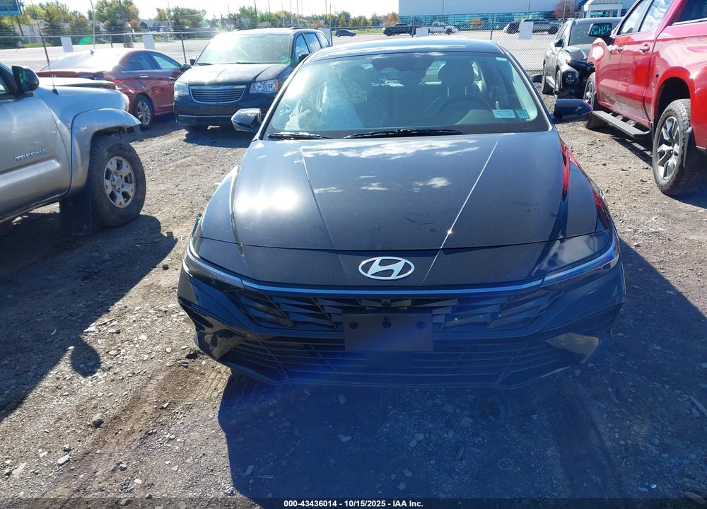 2024 HYUNDAI ELANTRA VIN: KMHLP4DG4RU654525