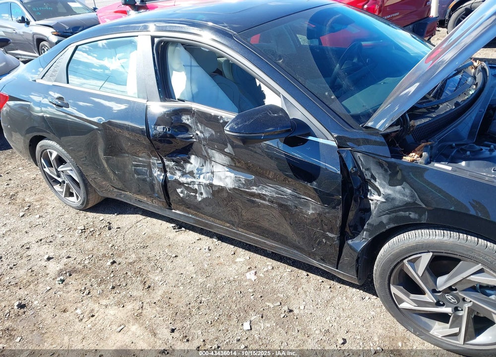 2024 HYUNDAI ELANTRA VIN: KMHLP4DG4RU654525