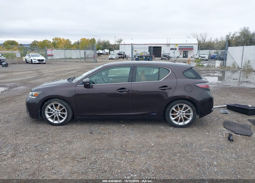 2013 LEXUS CT 200H VIN: JTHKD5BH0D2170798
