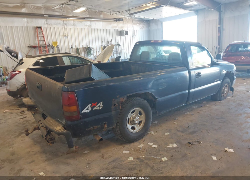 2000 CHEVROLET SILVERADO 1500 VIN: 1GCEK14W2YE198437