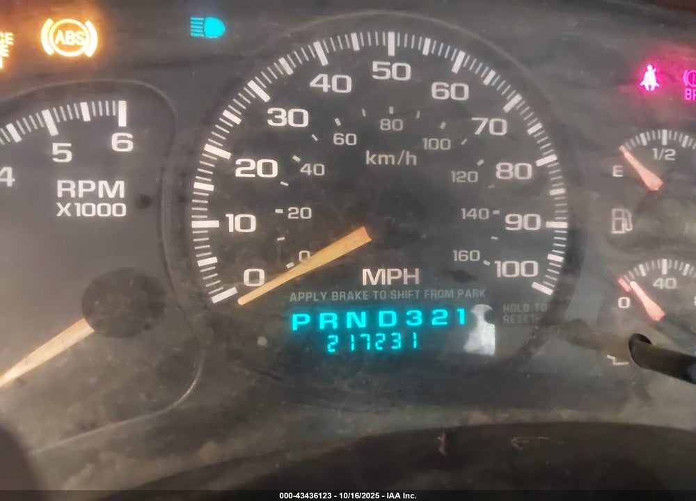 2000 CHEVROLET SILVERADO 1500 VIN: 1GCEK14W2YE198437