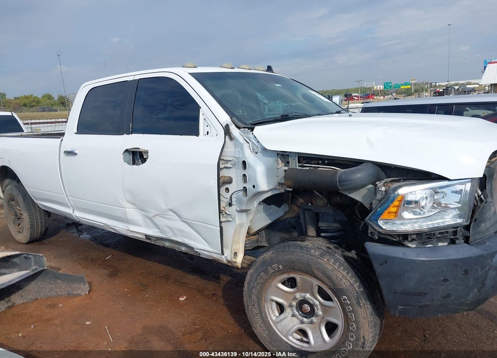 2014 RAM 2500 VIN: 3C6UR5LLXEG220766