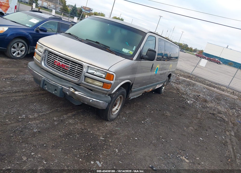 2001 GMC SAVANA STANDARD VIN: 1GJHG39R411232476