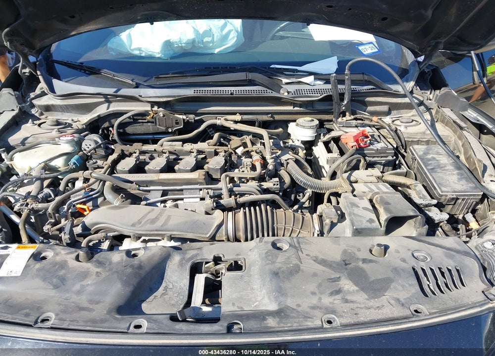 2018 HONDA CIVIC VIN: 2HGFC3A36JH351070