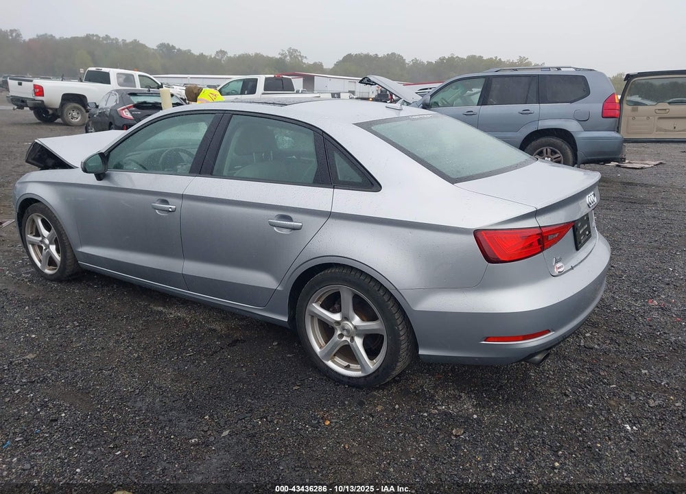 2015 AUDI A3 VIN: WAUBFGFF3F1069938