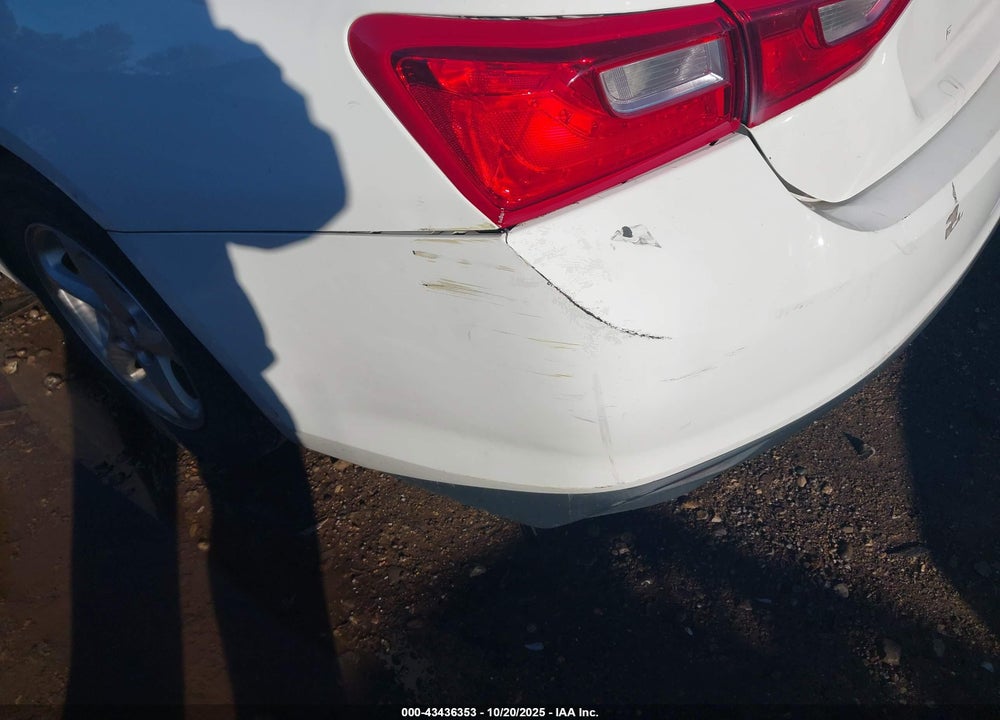 2017 CHEVROLET MALIBU VIN: 1G1ZC5ST3HF237537