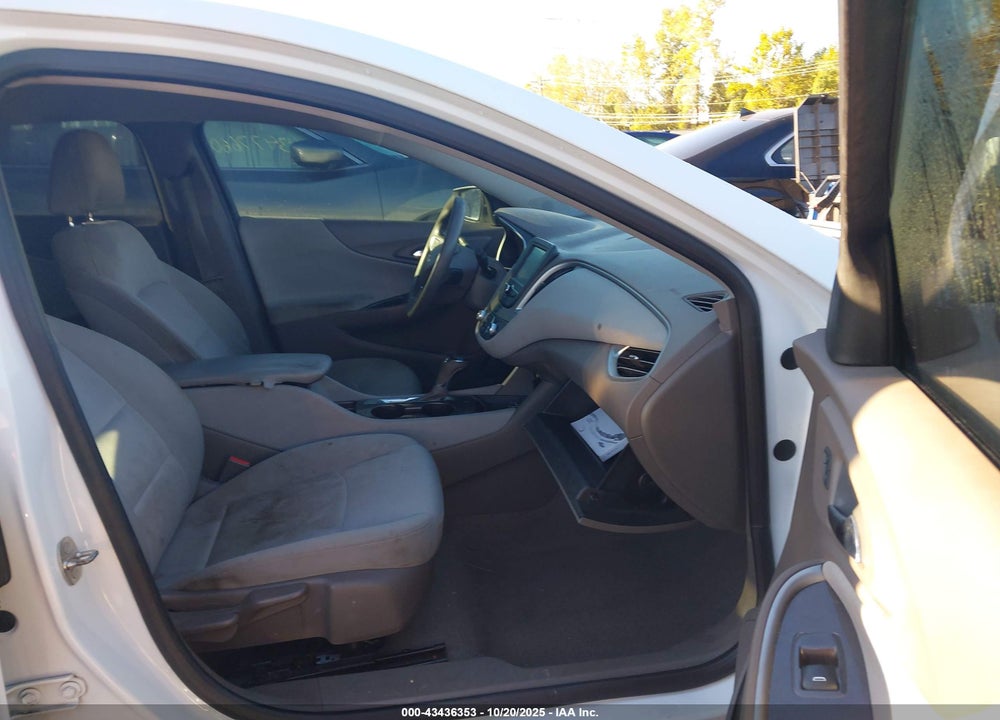2017 CHEVROLET MALIBU VIN: 1G1ZC5ST3HF237537
