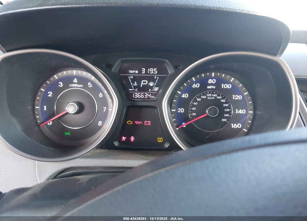 2016 HYUNDAI ELANTRA SE VIN: 5NPDH4AE2GH687085