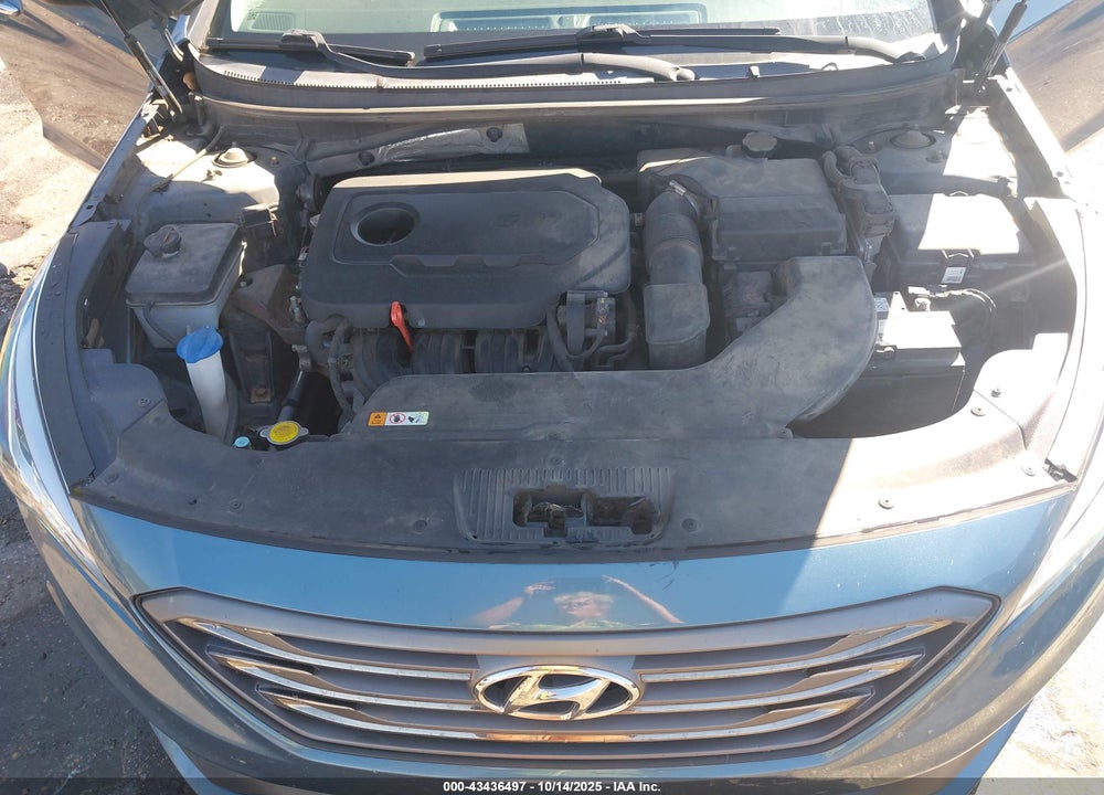 2015 HYUNDAI SONATA SPORT VIN: 5NPE34AF9FH223270