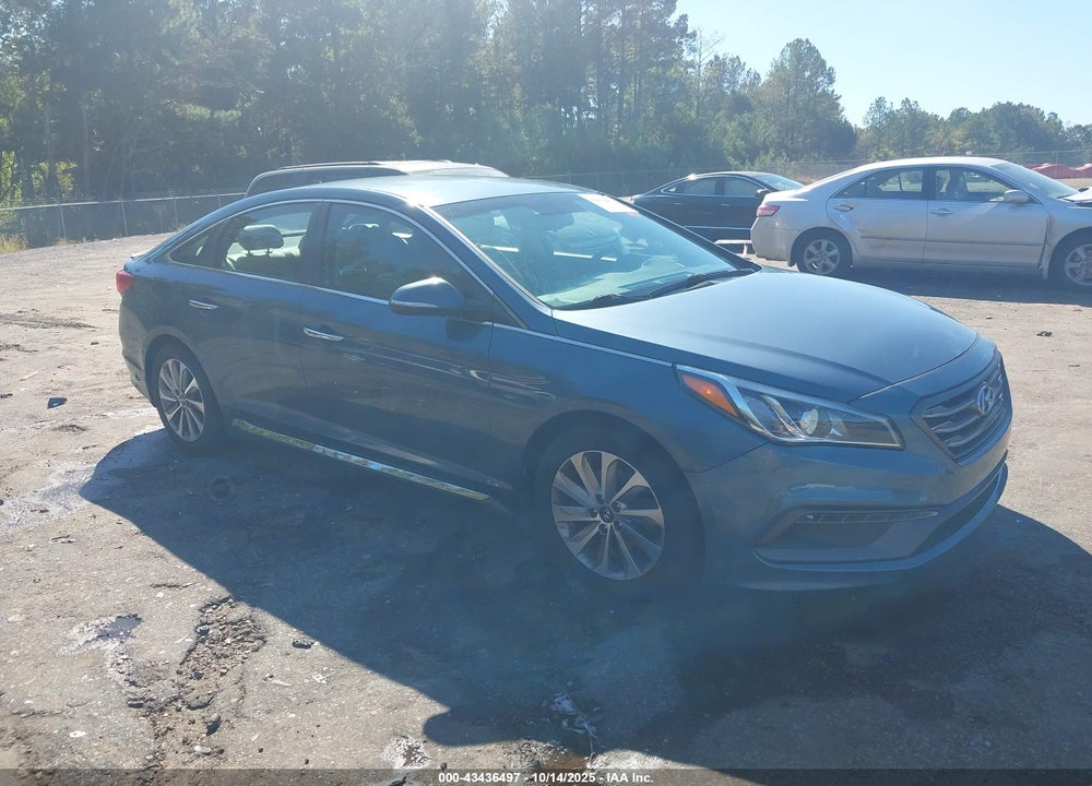 2015 HYUNDAI SONATA SPORT VIN: 5NPE34AF9FH223270