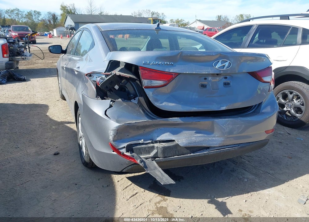 2014 HYUNDAI ELANTRA SE VIN: KMHDH4AEXEU084724