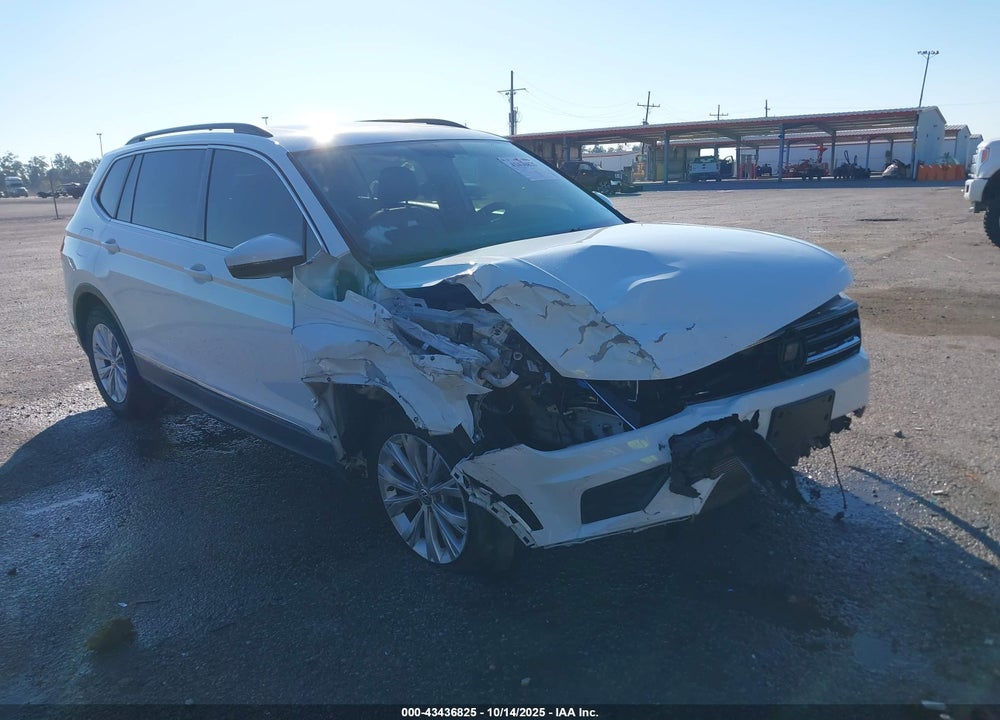 2018 VOLKSWAGEN TIGUAN 2.0T SE/2.0T SEL VIN: 3VV3B7AX7JM149615
