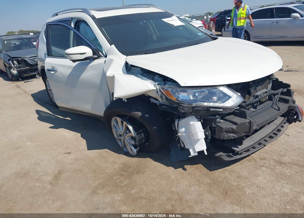 2017 NISSAN ROGUE SV VIN: JN8AT2MTXHW136046