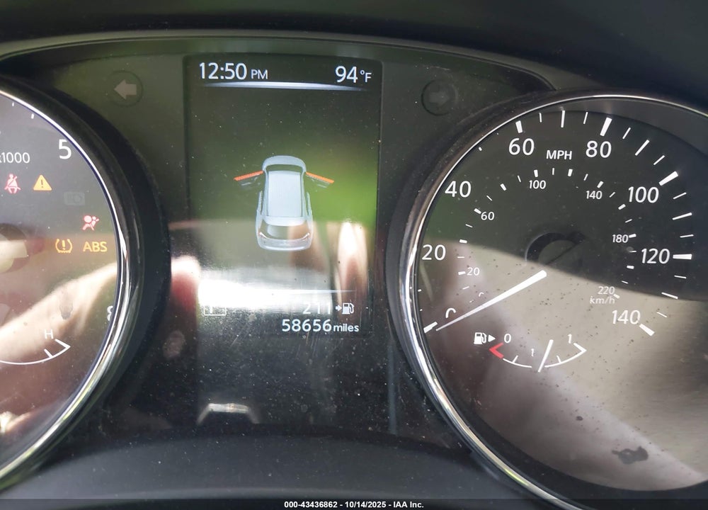 2017 NISSAN ROGUE SV VIN: JN8AT2MTXHW136046
