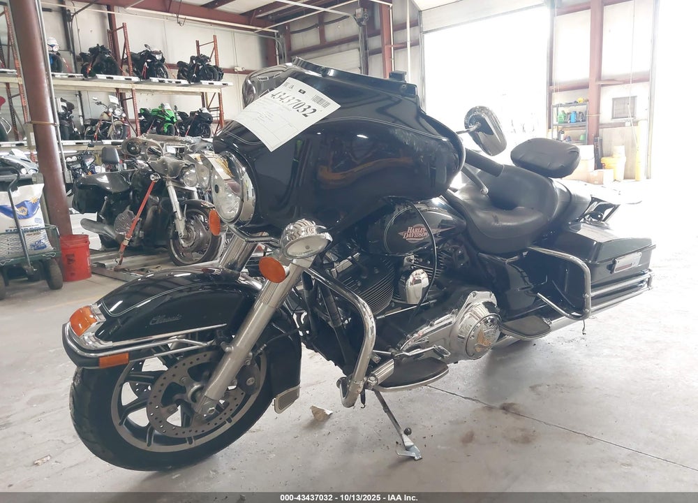 2009 HARLEY-DAVIDSON FLHTC VIN: 1HD1FF4149Y611252