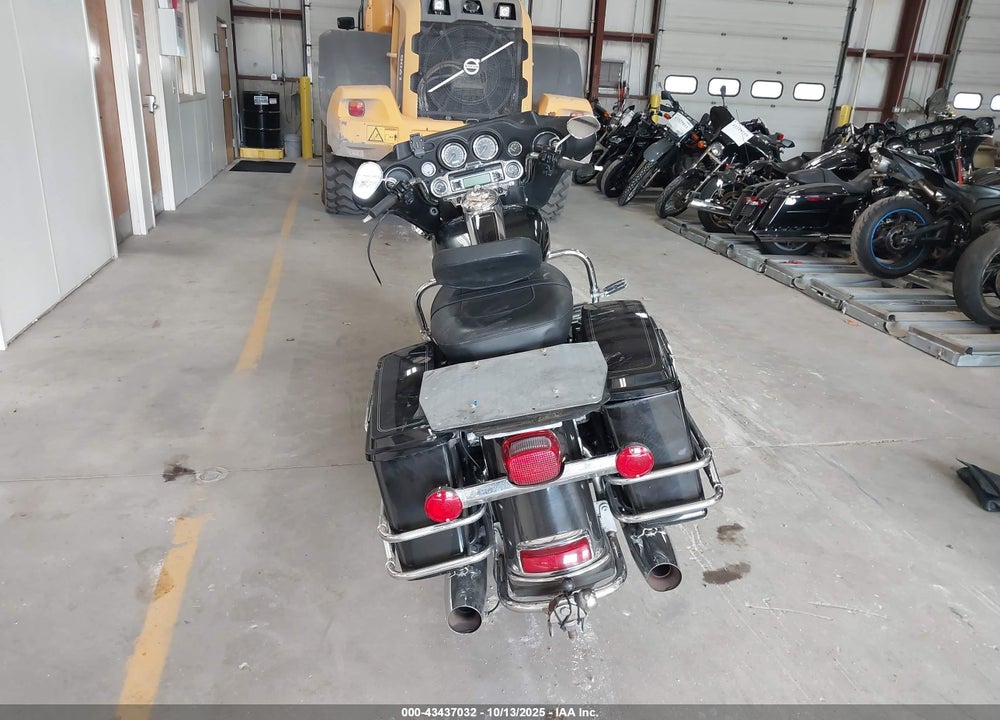2009 HARLEY-DAVIDSON FLHTC VIN: 1HD1FF4149Y611252