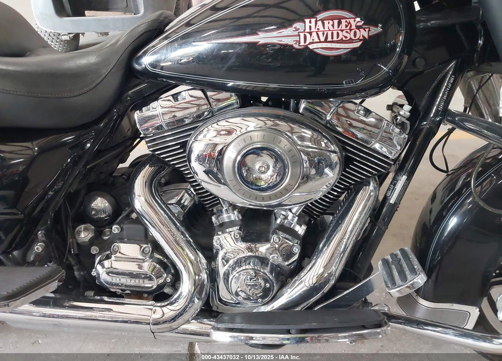 2009 HARLEY-DAVIDSON FLHTC VIN: 1HD1FF4149Y611252