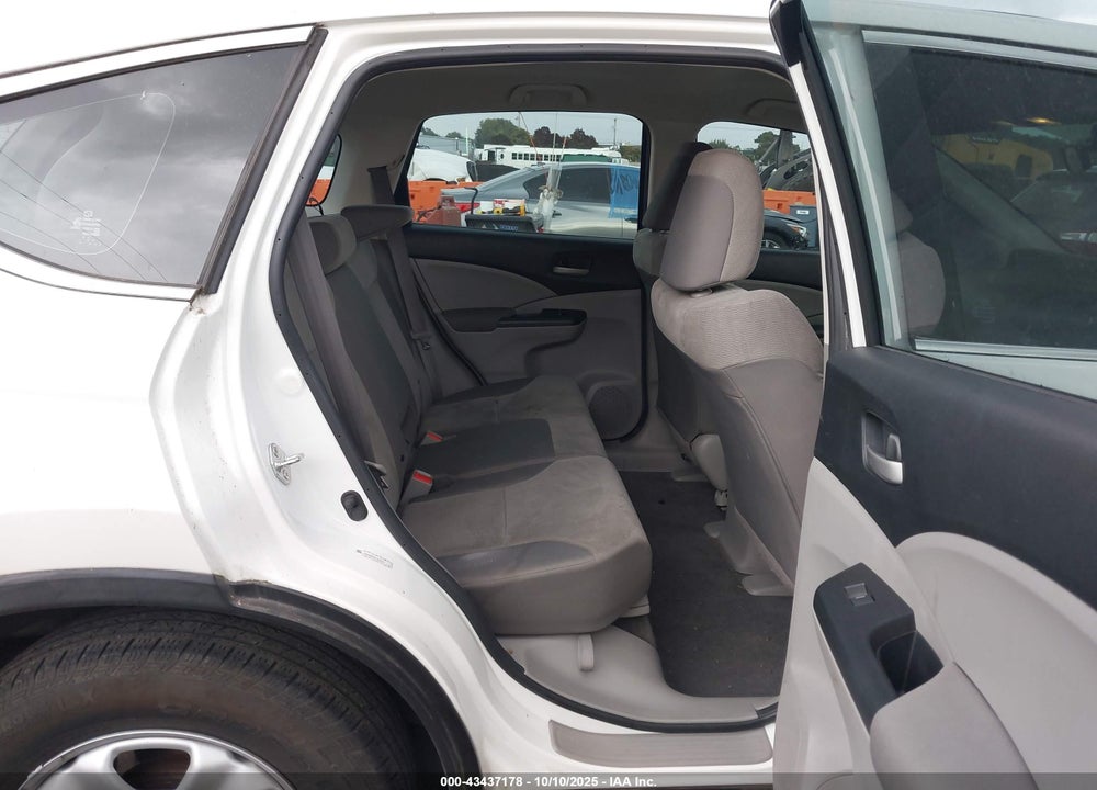 2013 HONDA CR-V LX VIN: 5J6RM3H31DL048357