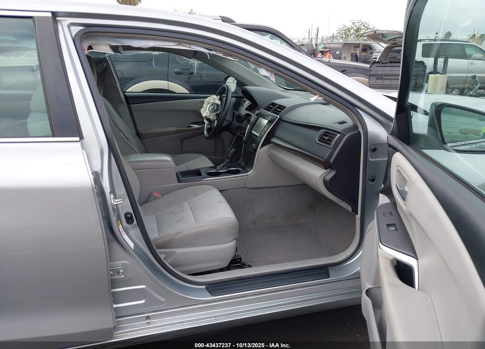 2017 TOYOTA CAMRY LE VIN: 4T1BF1FK7HU751652