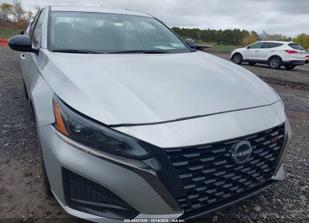 2023 NISSAN ALTIMA SR FWD VIN: 1N4BL4CV8PN321463