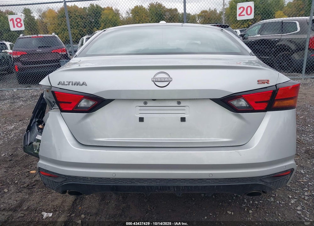 2023 NISSAN ALTIMA SR FWD VIN: 1N4BL4CV8PN321463