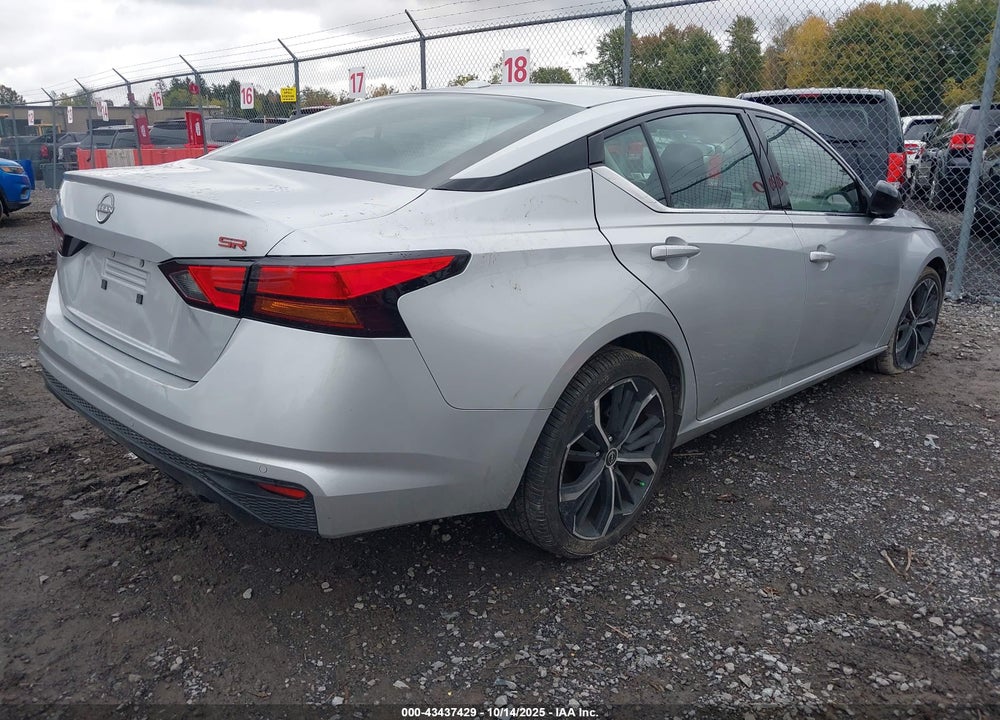 2023 NISSAN ALTIMA SR FWD VIN: 1N4BL4CV8PN321463