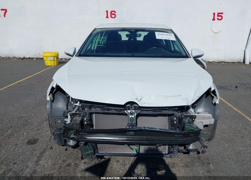 2019 VOLKSWAGEN E-GOLF SEL PREMIUM VIN: WVWPR7AU9KW908641