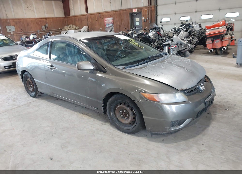 2008 HONDA CIVIC LX VIN: 2HGFG12658H573997